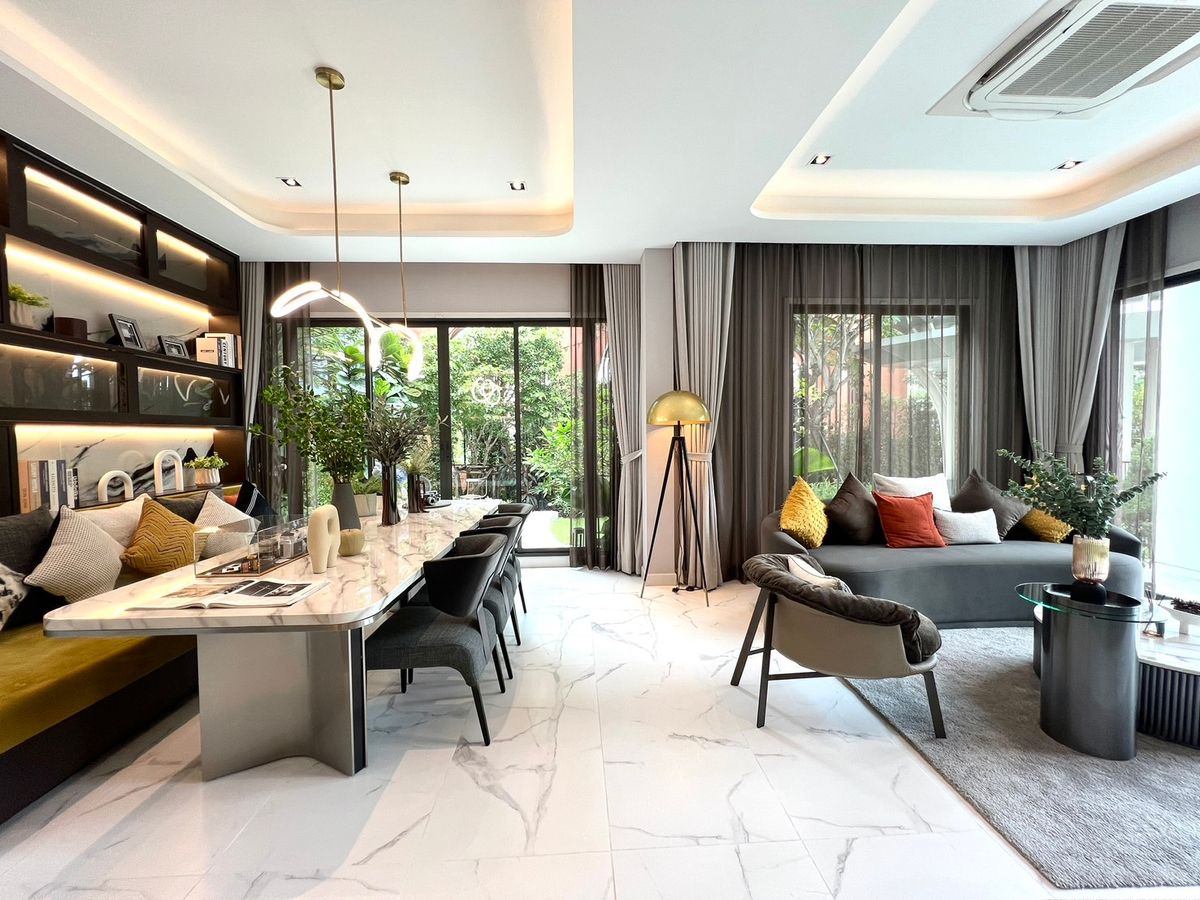 ขายบ้านนวมินทร์ รามอินทรา : 🏛️Bangkok Boulevard Signature รามอินทรา - วัชรพล🔥บ้านเดี่ยว 2 ชั้น ขนาด 391 ตร.ม. 87.4 ตร.ว. | 4 ห้องนอน 5 ห้องน้ำ 4 ที่จอด เริ่ม 20 MB ติดต่อนัดชม Tel.0922635410 (เอิร์ธ)