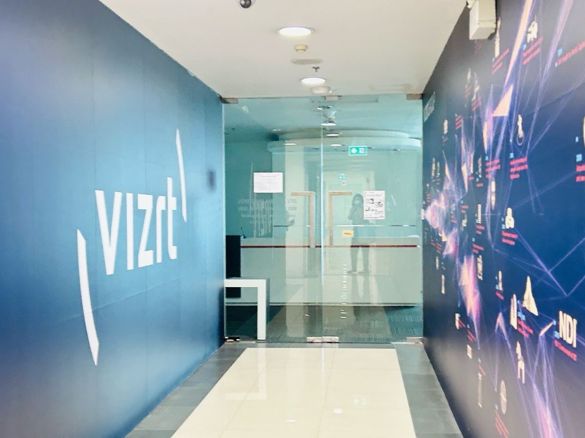 ให้เช่าสำนักงานนนทบุรี บางใหญ่ บางบัวทอง : ให้เช่า - สำนักงานเซ็นทรัลพลาซ่า แจ้งวัฒนะ ติดหน้า “MRT แจ้งวัฒนะ-ปากเกร็ด 26 และ 28”   ห่างจากทางขึ้นทางด่วนเพียง 1.4 กม. (ต่อรองได้)