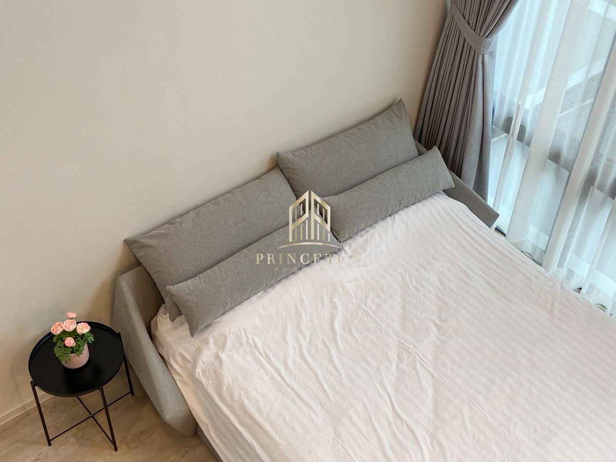 HousePattanakan, Srinakarin : Luxury Home for Sale or Rent at VIVE Krungthep Kreetha Comes with a Private Swimming Pool 📞092-4252445