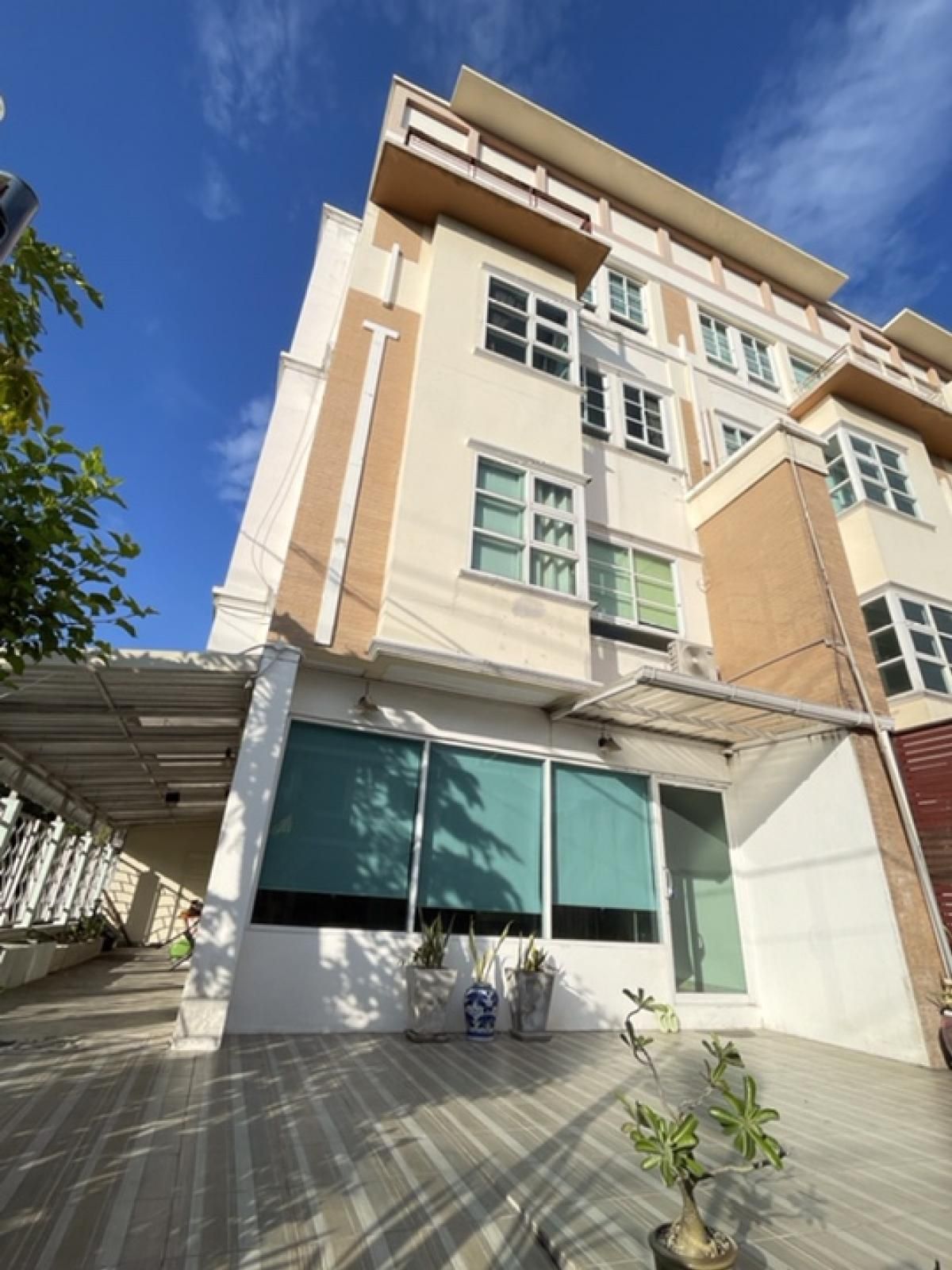 ให้เช่าโฮมออฟฟิศเกษตร นวมินทร์ ลาดปลาเค้า : 🏢 ให้เช่า Home Office 4 ชั้น เกษตร-นวมินทร์ ✅ จดทะเบียนบริษัทได้