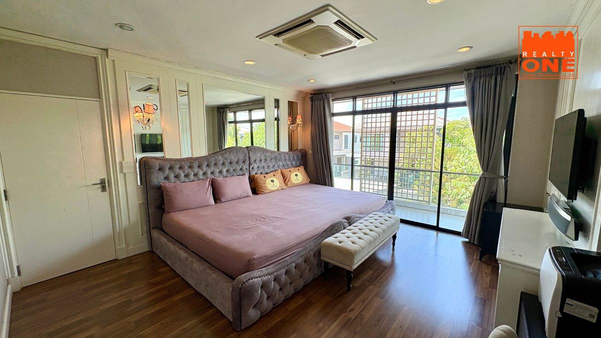 For SaleHouseRama 2, Bang Khun Thian : Corner Detached House for Sale – Mantana Rama 2 – Thien Thale Largest House Type | Prime Corner Plot | Beautifully Decorated