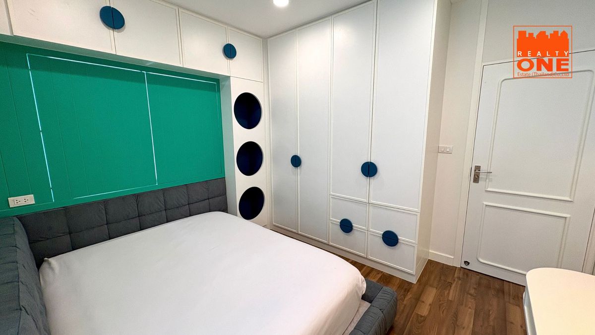 For SaleHouseRama 2, Bang Khun Thian : Corner Detached House for Sale – Mantana Rama 2 – Thien Thale Largest House Type | Prime Corner Plot | Beautifully Decorated