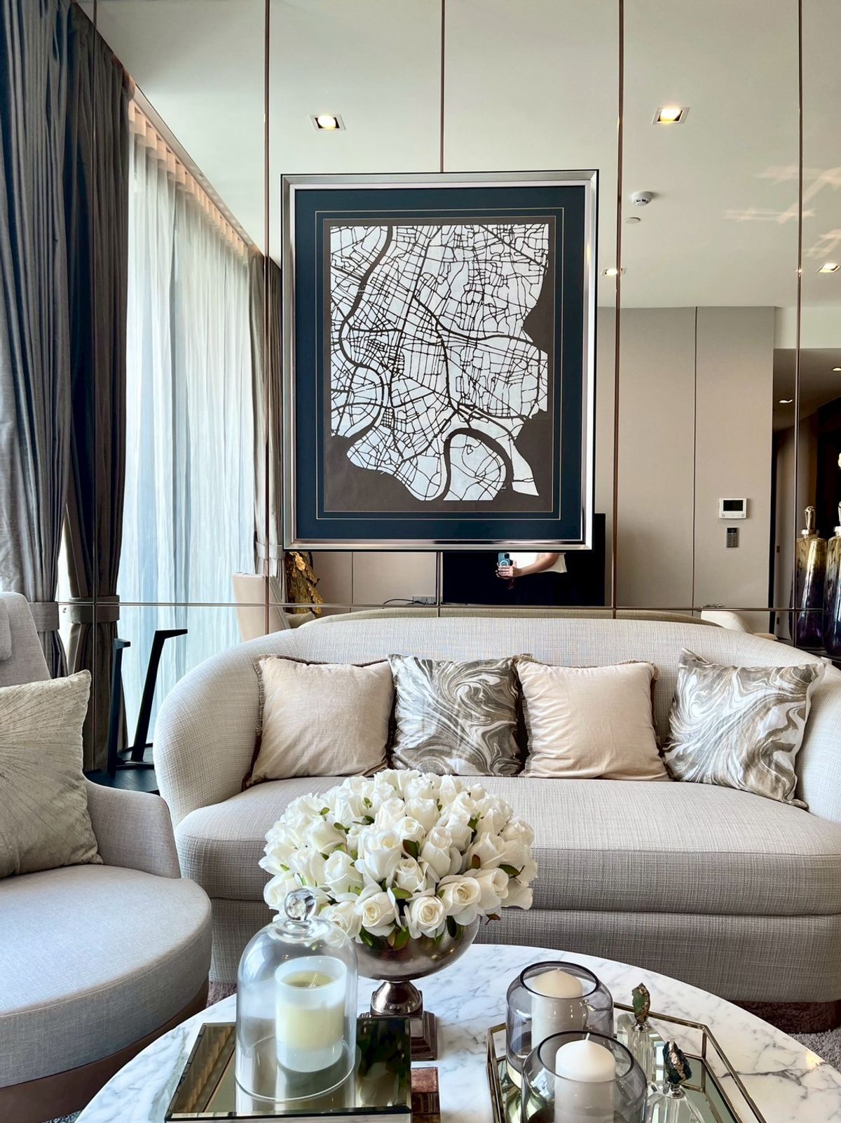 For SaleCondoNana, North Nana,Sukhumvit13, Soi Nana : 🔥HOT Deal, a special building price 🔥Q1 Sukhumvit (2 bedrooms, 2 bathrooms, 95 sq.m.) only 20 mb !! Tel.0922635410 (Earth)