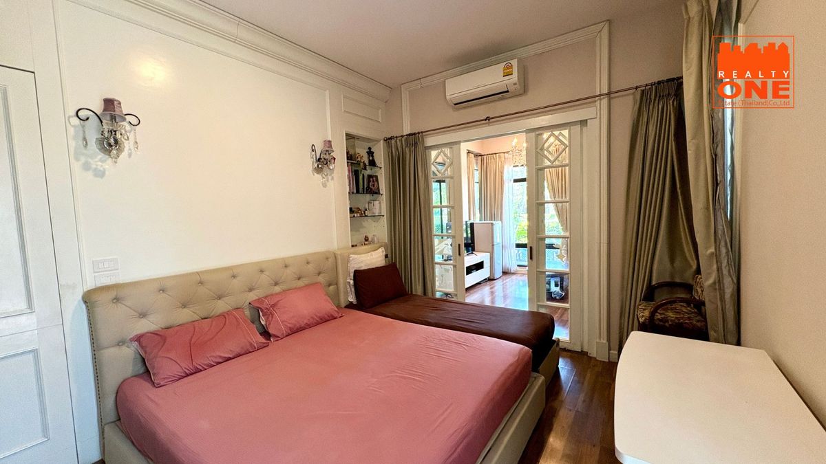 For SaleHouseRama 2, Bang Khun Thian : Corner Detached House for Sale – Mantana Rama 2 – Thien Thale Largest House Type | Prime Corner Plot | Beautifully Decorated