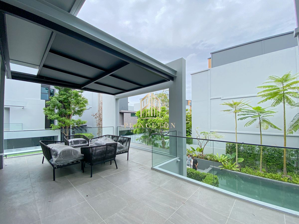 HousePattanakan, Srinakarin : Luxury Home for Sale or Rent at VIVE Krungthep Kreetha Comes with a Private Swimming Pool 📞092-4252445