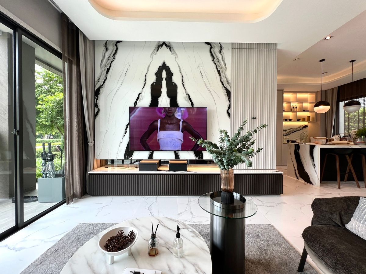 ขายบ้านนวมินทร์ รามอินทรา : 🏛️Bangkok Boulevard Signature รามอินทรา - วัชรพล🔥บ้านเดี่ยว 2 ชั้น ขนาด 391 ตร.ม. 87.4 ตร.ว. | 4 ห้องนอน 5 ห้องน้ำ 4 ที่จอด เริ่ม 20 MB ติดต่อนัดชม Tel.0922635410 (เอิร์ธ)