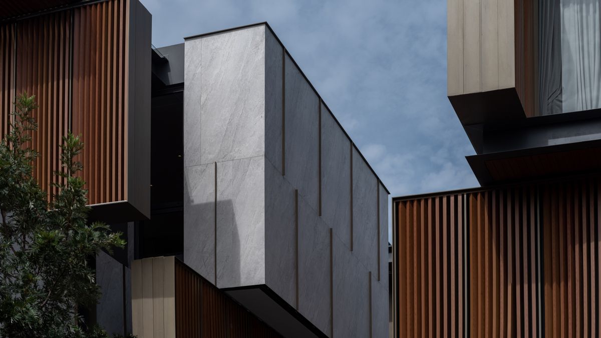 For SaleHouseBang Sue, Wong Sawang, Tao Pun : 3 -storey detached house for sale. Sonle Residences project (Sunle Residence), Ratchadaphisek, near MRT Wongsawang, only 900 meters, with a large private pool and a large Courtyard.