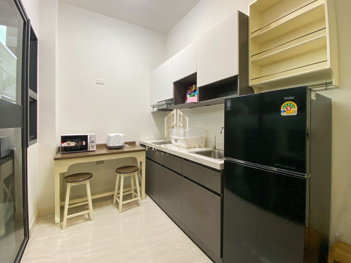 ให้เช่าบ้านเลียบทางด่วนรามอินทรา : ดิ ออเนอร์ โยธินพัฒนา บ้านเดี่ยวสไตล์ Private Pool Villa 3 ชั้น ระดับ Super Luxury 📞092-4252445 The Honor Yothinpattana