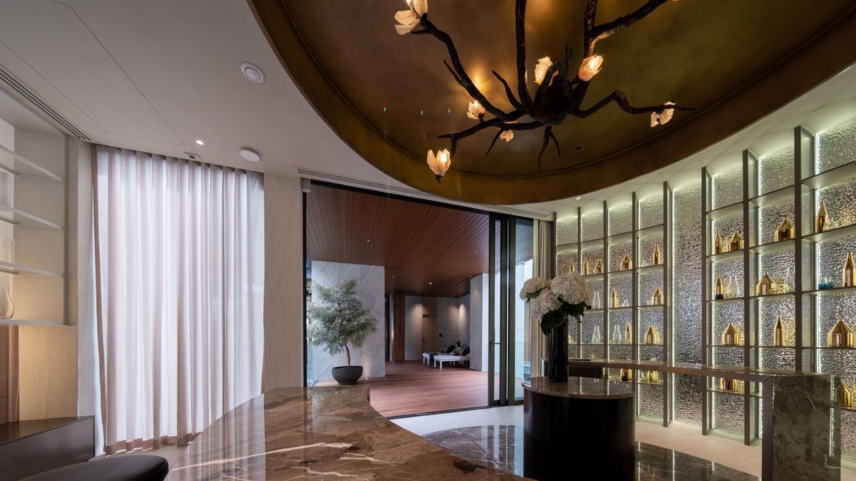 For SaleHouseBang Sue, Wong Sawang, Tao Pun : 3 -storey detached house for sale. Sonle Residences project (Sunle Residence), Ratchadaphisek, near MRT Wongsawang, only 900 meters, with a large private pool and a large Courtyard.