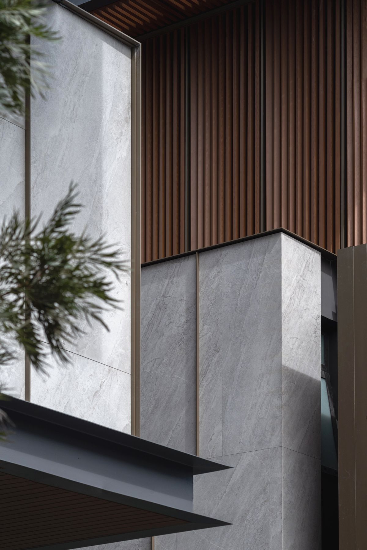 For SaleHouseBang Sue, Wong Sawang, Tao Pun : 3 -storey detached house for sale. Sonle Residences project (Sunle Residence), Ratchadaphisek, near MRT Wongsawang, only 900 meters, with a large private pool and a large Courtyard.