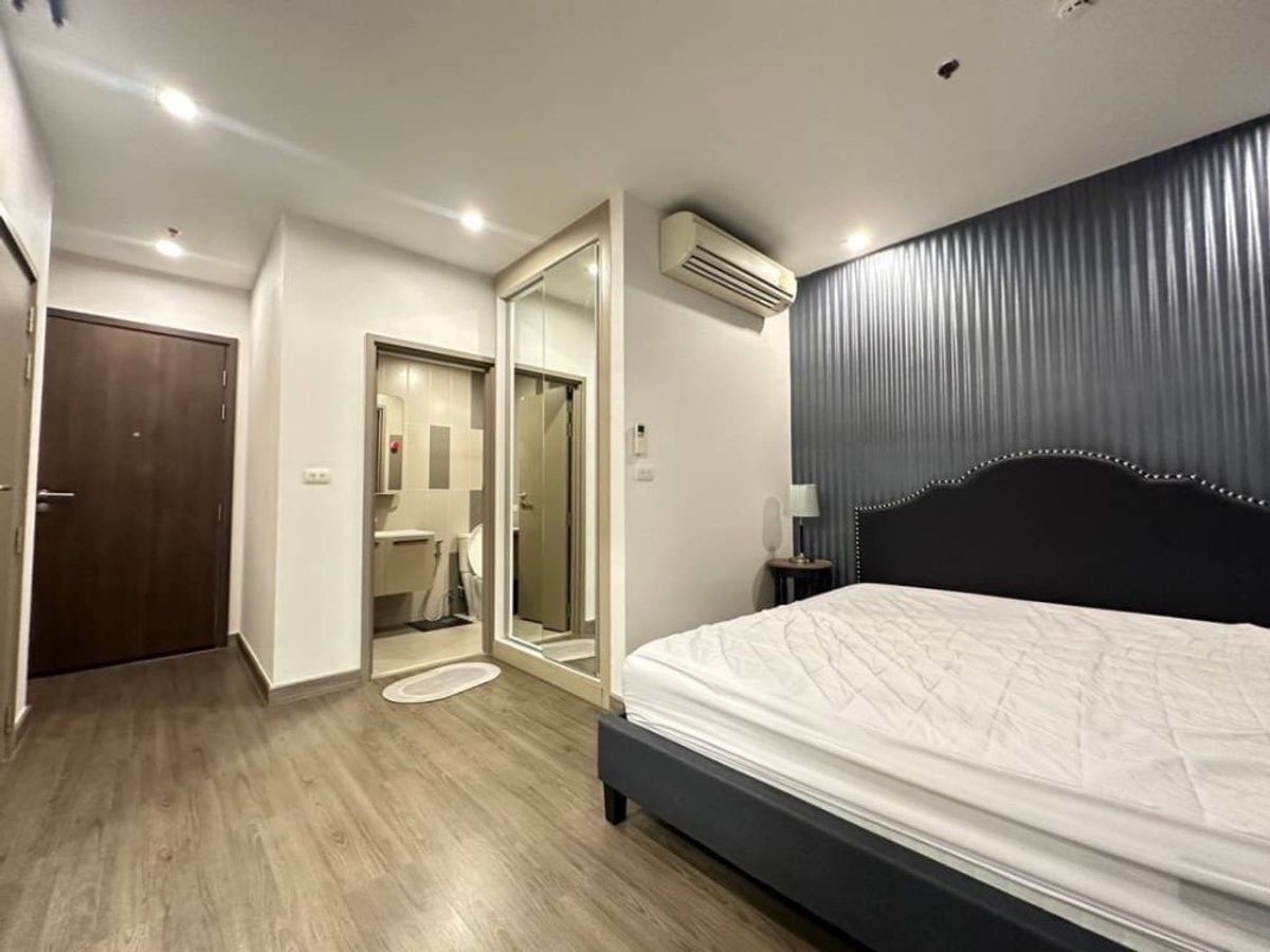 ขายคอนโดวงเวียนใหญ่ เจริญนคร : ST174 TEAL Sathorn – Taksin | ดูเพล็กซ์ 2 ชั้น ใจกลางเมือง พร้อมวิวสระว่ายน้ำและสาทร