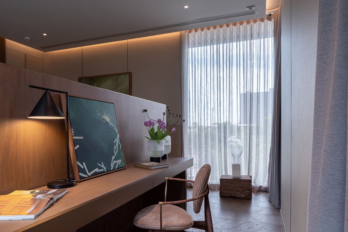 For SaleHouseBang Sue, Wong Sawang, Tao Pun : 3 -storey detached house for sale. Sonle Residences project (Sunle Residence), Ratchadaphisek, near MRT Wongsawang, only 900 meters, with a large private pool and a large Courtyard.