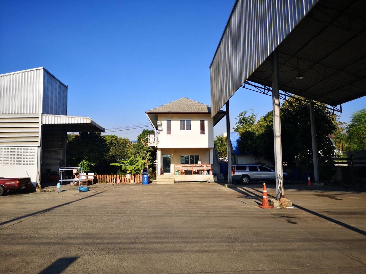 ให้เช่าโรงงานบางนา แบริ่ง ลาซาล : ให้เช่าพื้นที่ ทำได้ทั้งสำนักงานและจุดส่งสินค้า ย่านแบริ่ง