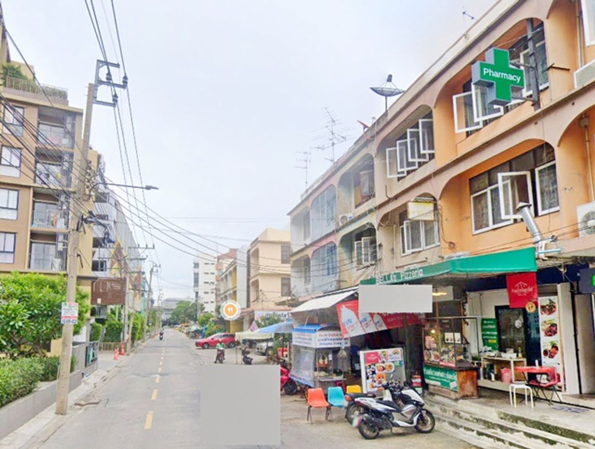 ให้เช่าอาคารพาณิชย์อ่อนนุช อุดมสุข : รร. นานาชาติเวลส์ 500 ม.ให้เช่าอาคาร 3ชั้น 6นอน สุขุมวิท 52-54-56 22ตร.วา. 242ตร.ม. BTS อ่อนนุช 400 ม.ย่านสุขุมวิท ตลาดพระโขนง 1.2 กม.