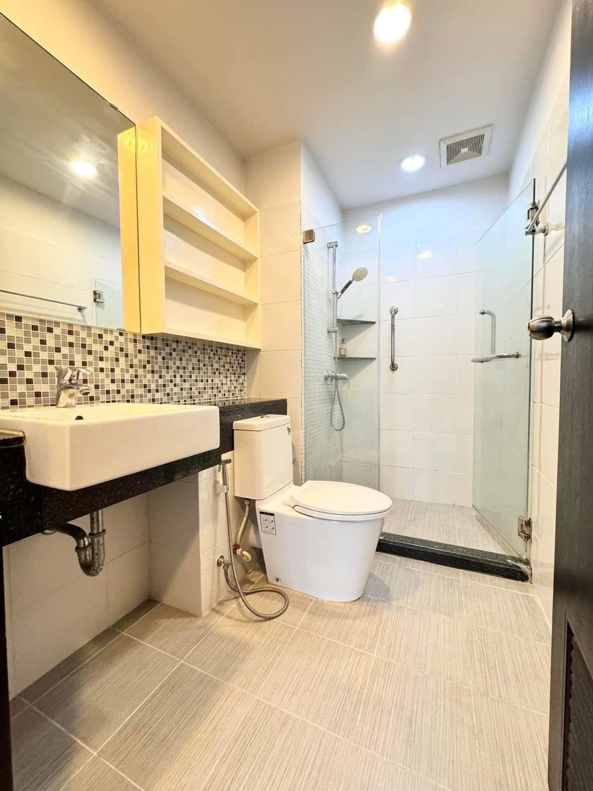 For RentCondoOnnut, Udomsuk : P-2770 for rent! Diamond Condo Sukhumvit is ready to be near the On Nut BTS BTS.