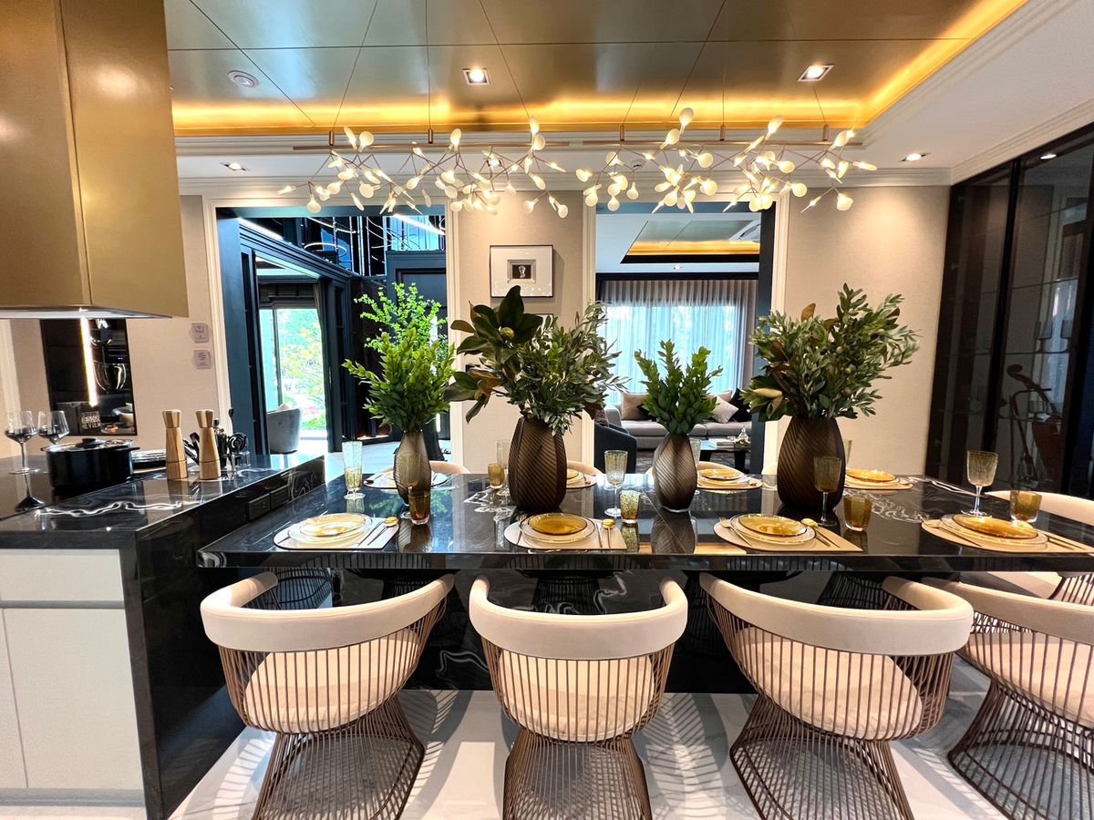 ขายบ้านนวมินทร์ รามอินทรา : 🏛️Bangkok Boulevard Signature รามอินทรา - วัชรพล🔥บ้านเดี่ยว 2 ชั้น ขนาด 516 ตร.ม. 125.1 ตร.ว. | 4 ห้องนอน 5 ห้องน้ำ 4 ที่จอด เริ่ม 29.9 MB ติดต่อนัดชม Tel.0922635410 (เอิร์ธ)