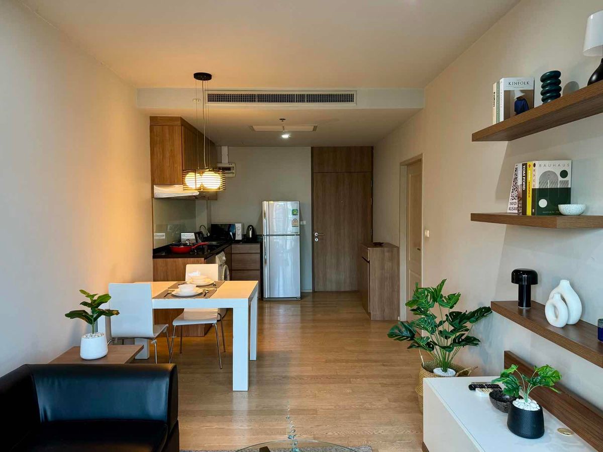 For RentCondoSukhumvit, Asoke, Thonglor : CH01654 Condo ' ' Noble Refine Skhumvit 26 ' ' Now Availble and Ready to Move in