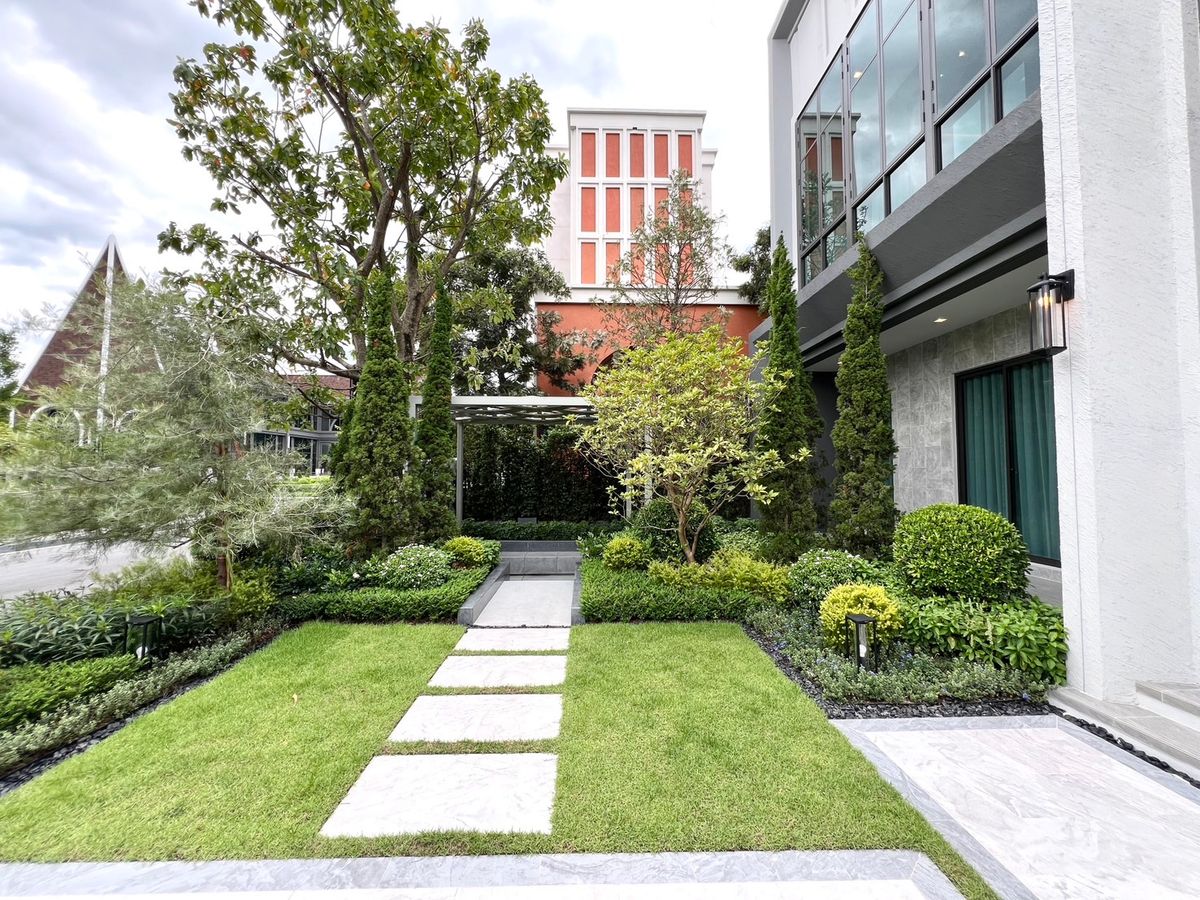 ขายบ้านนวมินทร์ รามอินทรา : 🏛️Bangkok Boulevard Signature รามอินทรา - วัชรพล🔥บ้านเดี่ยว 2 ชั้น ขนาด 516 ตร.ม. 125.1 ตร.ว. | 4 ห้องนอน 5 ห้องน้ำ 4 ที่จอด เริ่ม 29.9 MB ติดต่อนัดชม Tel.0922635410 (เอิร์ธ)