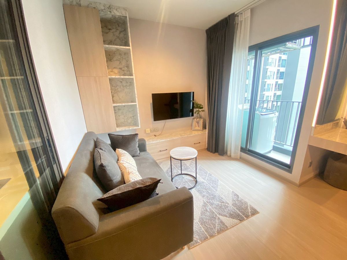 For RentCondoRama9, Petchburi, RCA : For Rent – Life Asoke Rama 9