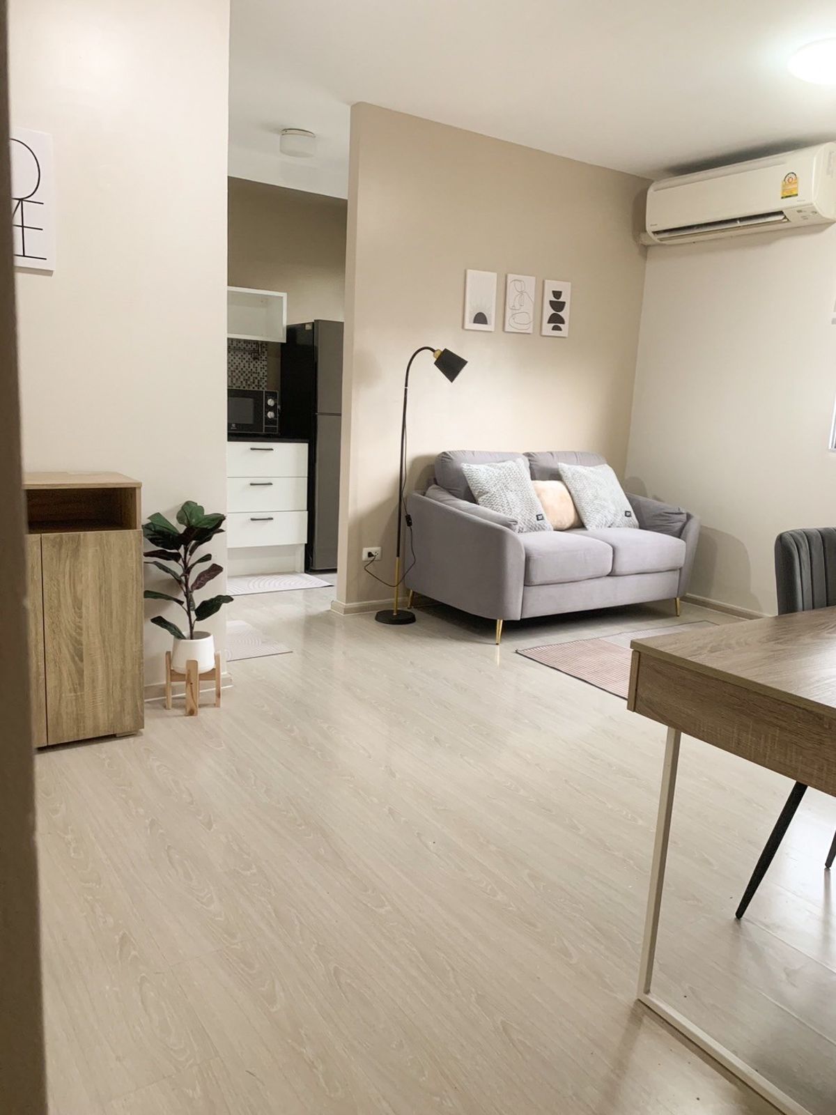 ขายคอนโดปทุมธานี รังสิต ธรรมศาสตร์ : ขาย Plum Condo Park รังสิต คอนโดใกล้ ม.กรุงเทพ // 2 ห้องนอน ขนาด 44 ตรม // 2.19 ล้าน // ติดต่อ 094 456 1454 ฮัน