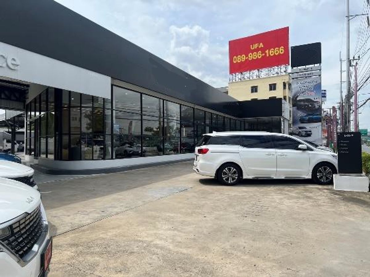 ให้เช่าโชว์รูมพระราม 5 ราชพฤกษ์ บางกรวย : Showroom for Lease - Ratchaphruek Road, Lease with existing interior & inventory