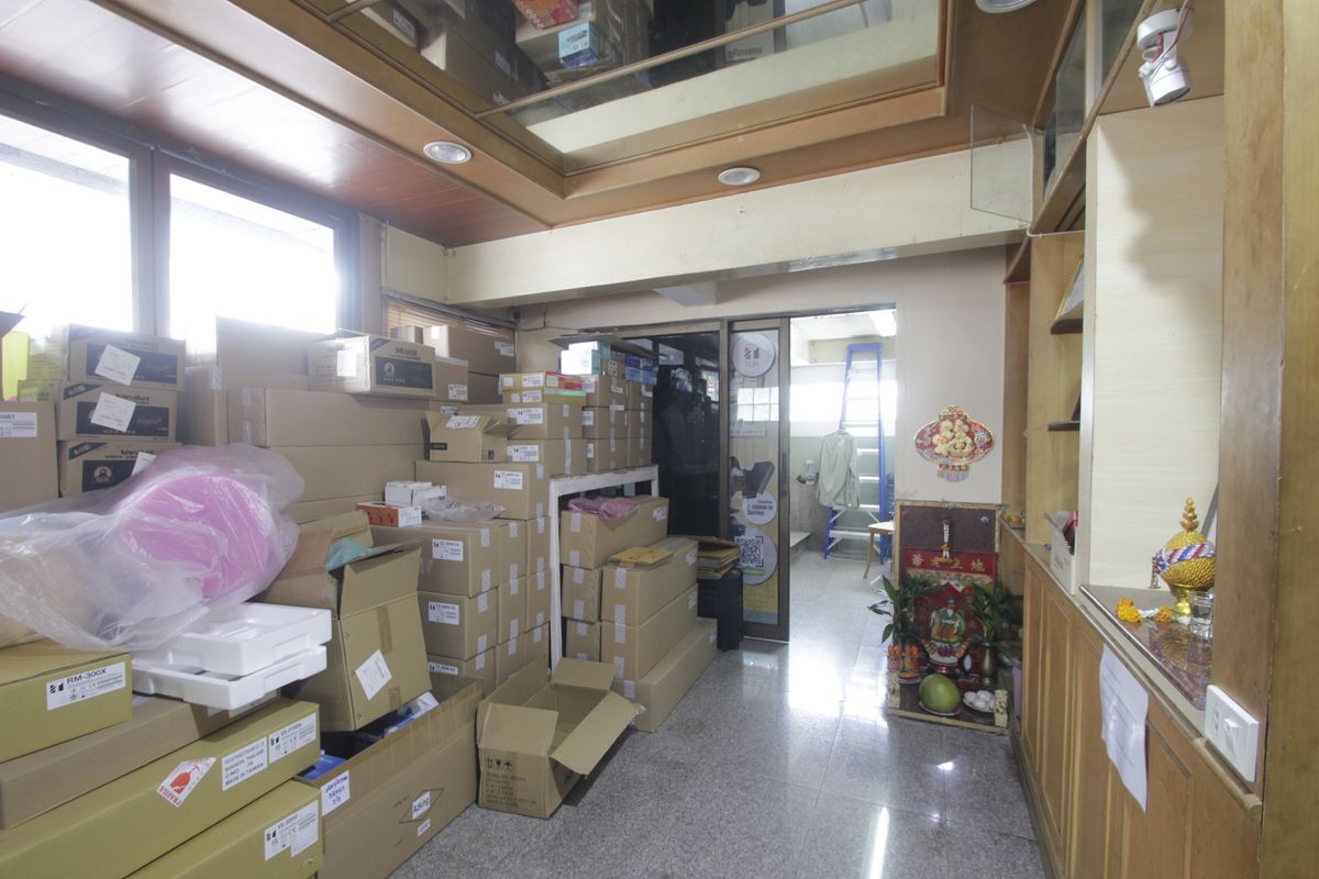 ขายอาคารพาณิชย์สาทร นราธิวาส : อาคารพาณิชย์แฉล้มนิมิตร เจริญกรุง พระราม3 ริมถนน2ห้องคู่ ห้องมุมปากซอยสุดประเสริฐ1 หน้าหมู่บ้านศรีรัชดา ใกล้ทางด่วน สาทร สีลม อยู่อาศัย ค้าขาย ทำสำนักงานได้  