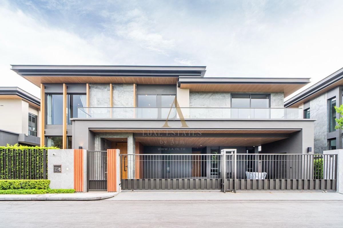 ให้เช่าบ้านพัฒนาการ ศรีนครินทร์ : [For Rent]SIRANINN Residence Pattanakarn ในซอยพัฒนาการ 32 ห่างจากทองหล่อเพียง 5 กม.