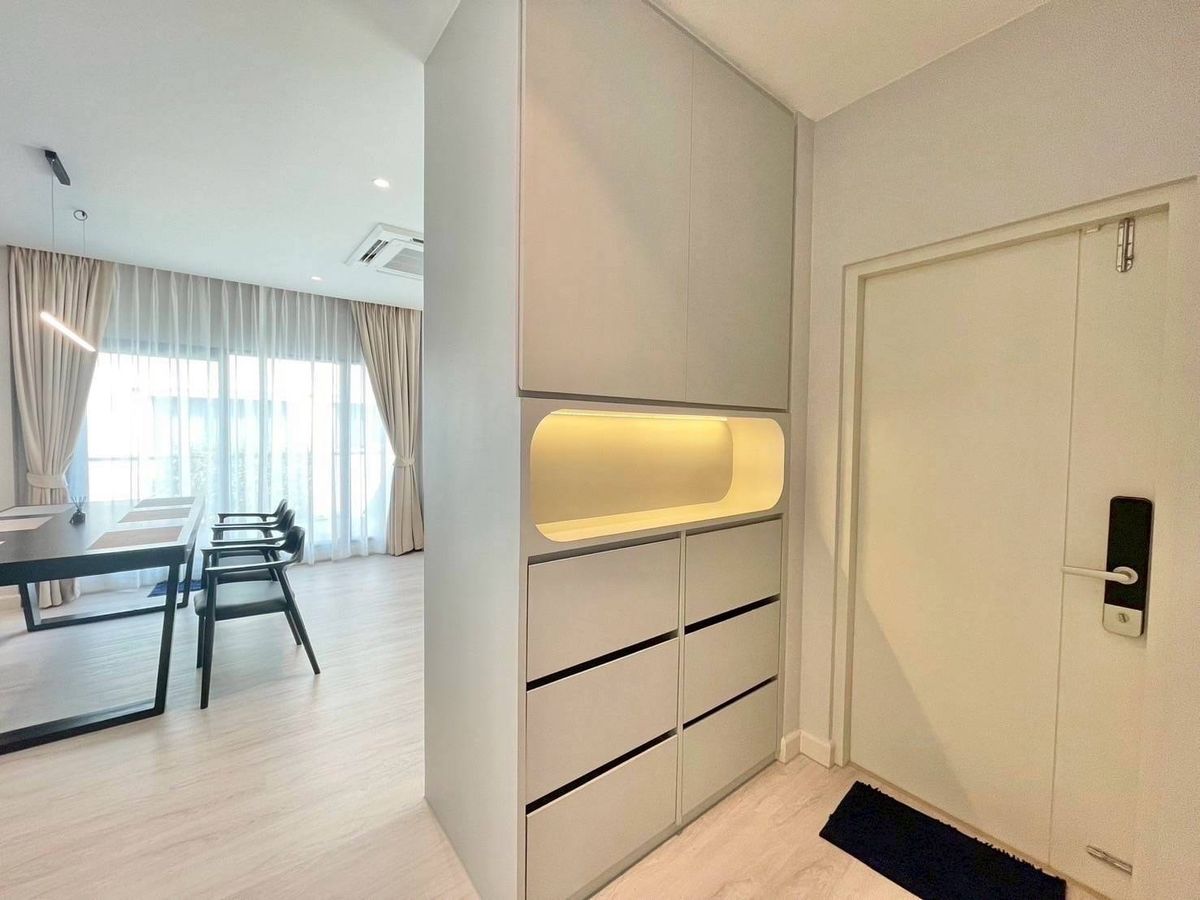 For RentHouseBangna, Bearing, Lasalle : P-2772 Urgent rent! Centro Bangna, beautiful house, ready to live in a good location near Mega Bangna