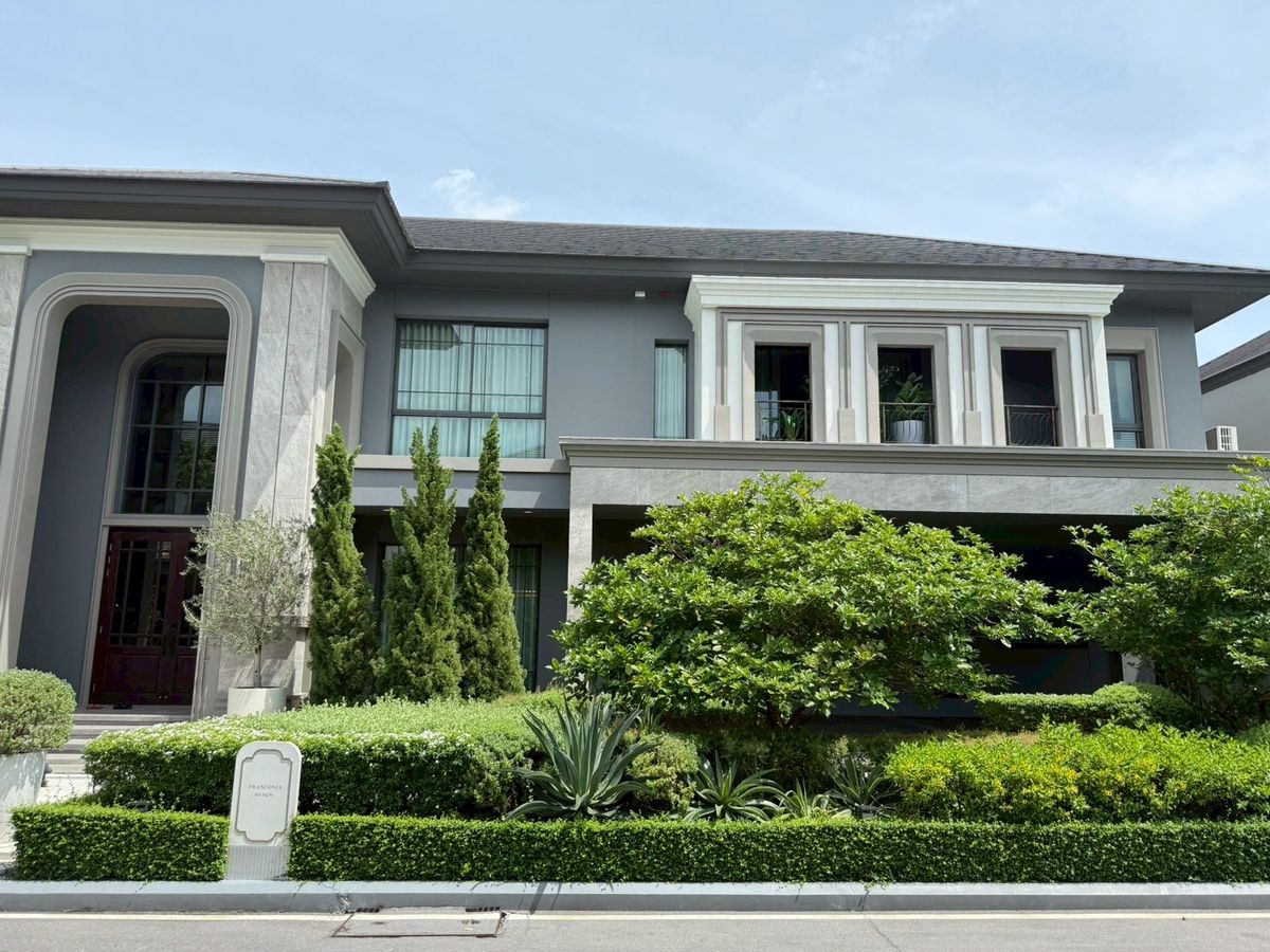 ขายบ้านลาดกระบัง สุวรรณภูมิ : Special price 🔥🏠Grand bangkok boulevard krungthepkreetha 4 ห้องนอน 5 ห้องน้ำ 1 ห้องแม่บ้าน 
