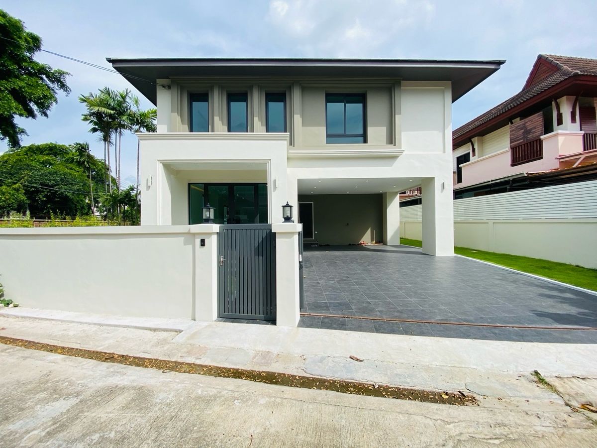 ขายบ้านสมุทรปราการ สำโรง : อารีนา การ์เด้นท์ ขายบ้านหลังหัวมุม บ้านสวย ใหม่กริบ โลเกชั่น เสรีไทย-สวนสยาม 