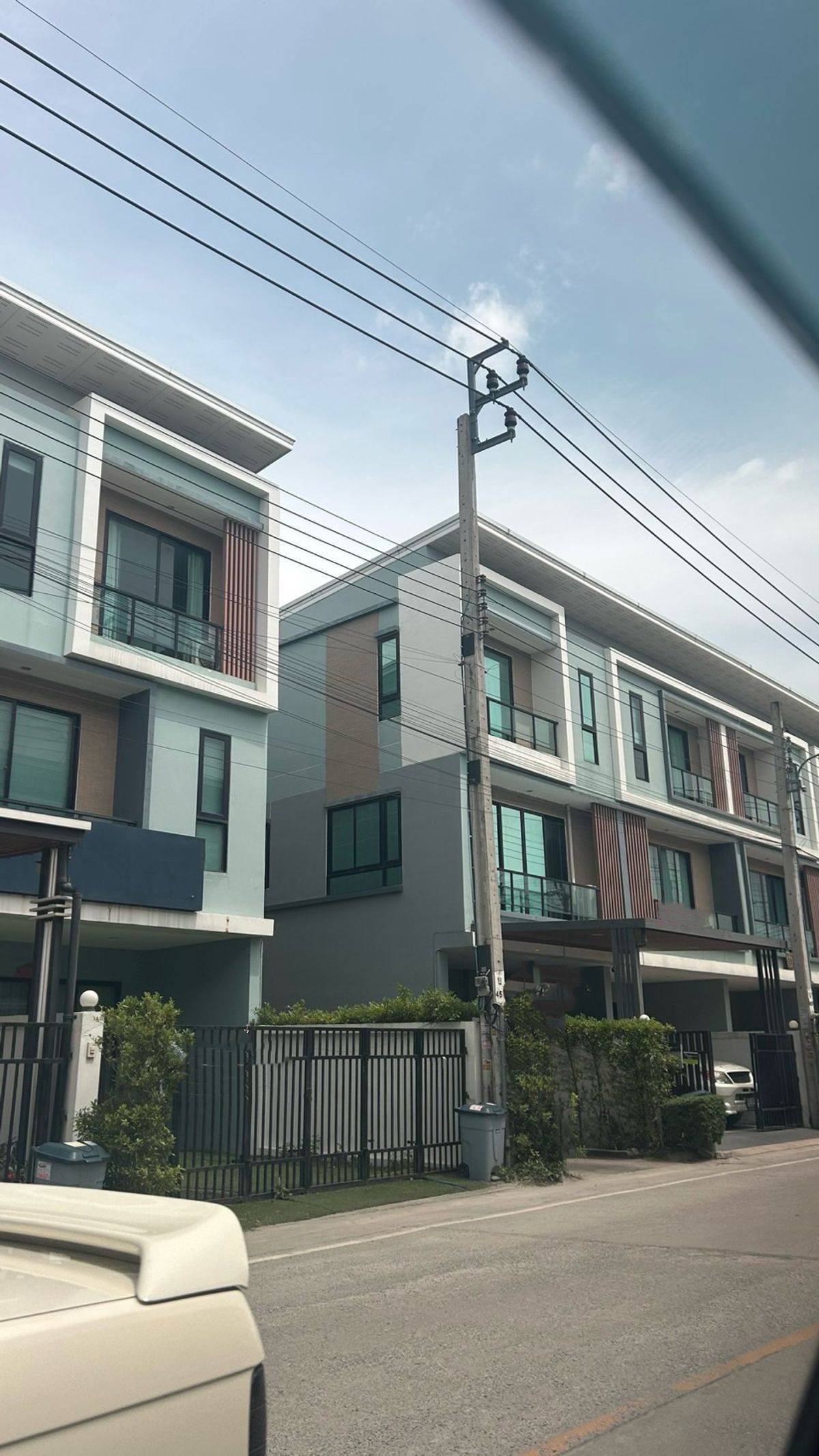 ให้เช่าทาวน์โฮมบางนา แบริ่ง ลาซาล : ให้เช่าทาวน์โฮม/โฮมออฟฟิศ บ้านชญาดา @เวิร์ค บางนากม.5 ติดถนนใหญ่ หลังเมกาบางนา 