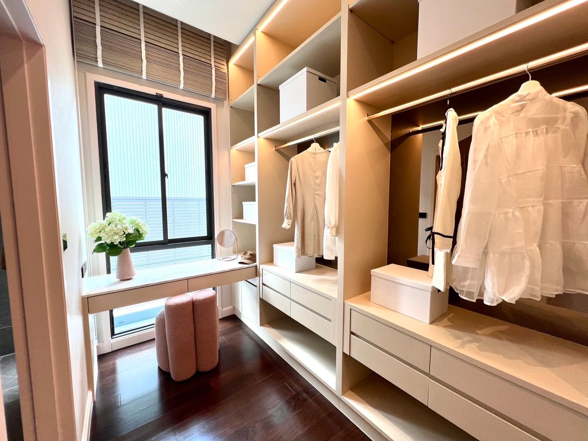 ขายบ้านนวมินทร์ รามอินทรา : 🏛️Bangkok Boulevard Signature รามอินทรา - วัชรพล🔥บ้านเดี่ยว 2 ชั้น ขนาด 516 ตร.ม. 125.1 ตร.ว. | 4 ห้องนอน 5 ห้องน้ำ 4 ที่จอด เริ่ม 29.9 MB ติดต่อนัดชม Tel.0922635410 (เอิร์ธ)