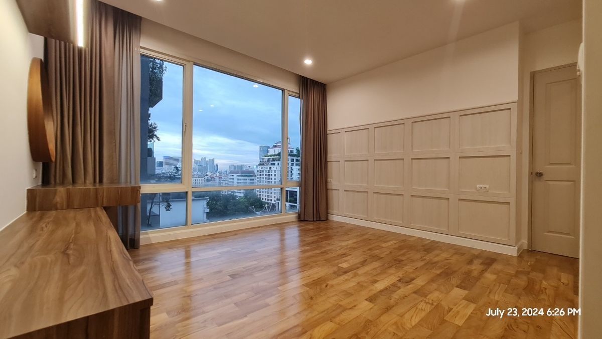 ขายคอนโดสุขุมวิท อโศก ทองหล่อ : ขายคอนโด Siri Thirty-One Condominium ราคา 8,800,000 บาท [SRs250701]