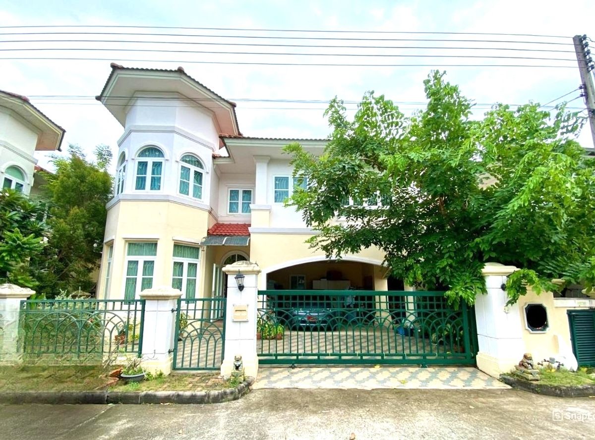 For SaleHousePathum Thani,Rangsit, Thammasat : Luxury house is beautiful !! All in this house Detached house, European style, Passorn Village 4, Rangsit, Khlong 3, spacious area  Village on the main road Located in a quiet and comfortable location