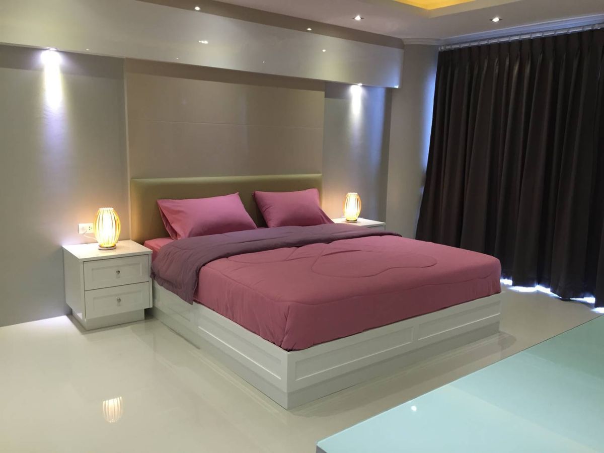 ให้เช่าคอนโดพัทยา บางแสน ชลบุรี สัตหีบ : For Rent –Condo Park Beach Condominium, North Pattaya (S03-2094)