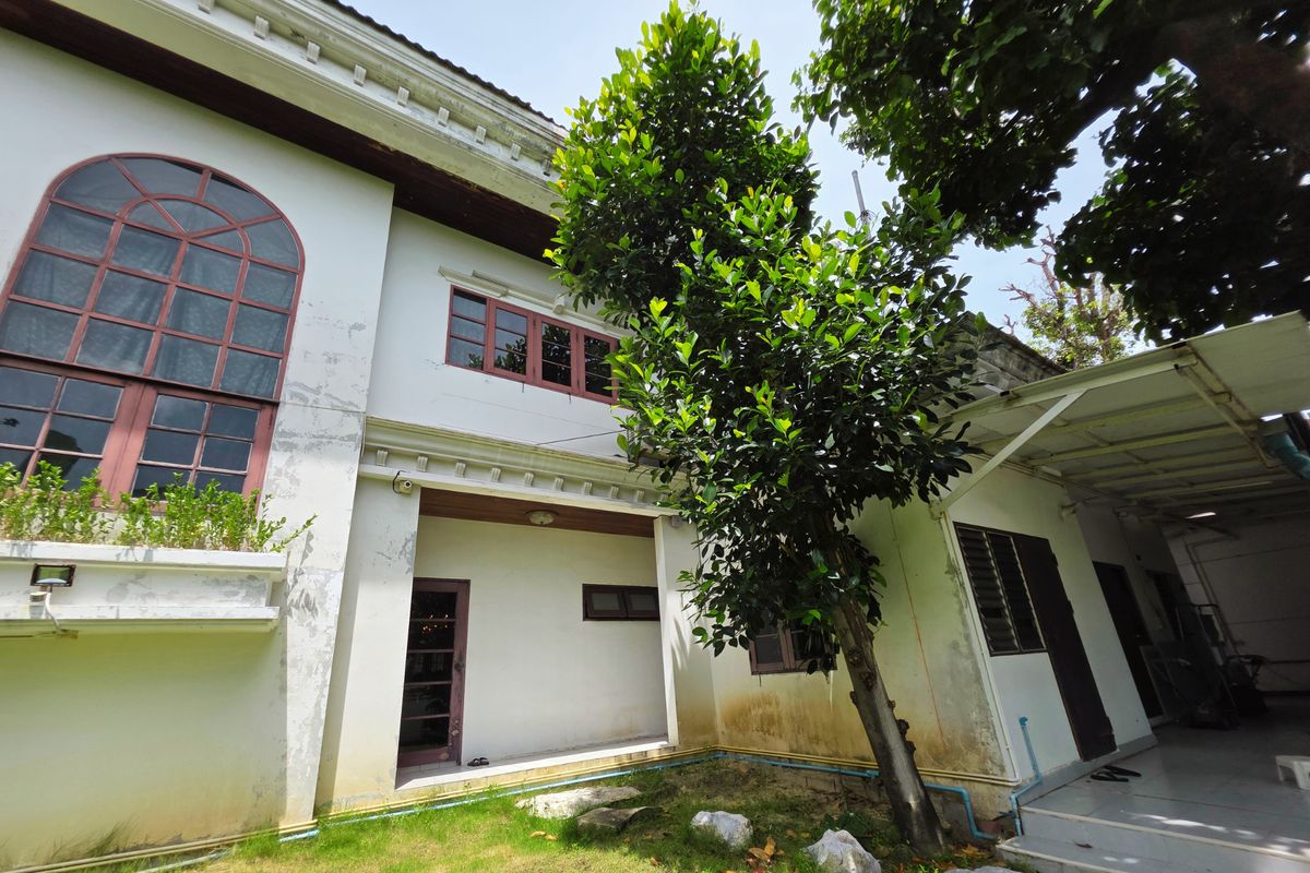 ขายบ้านอ่อนนุช อุดมสุข : ราคาดีที่สุด ขายคฤหาสน์หรู บ้านหรูหลังใจกลางสุขุมวิท 101/1 ที่ดินแปลงใหญ่ 252 ตร.วา.