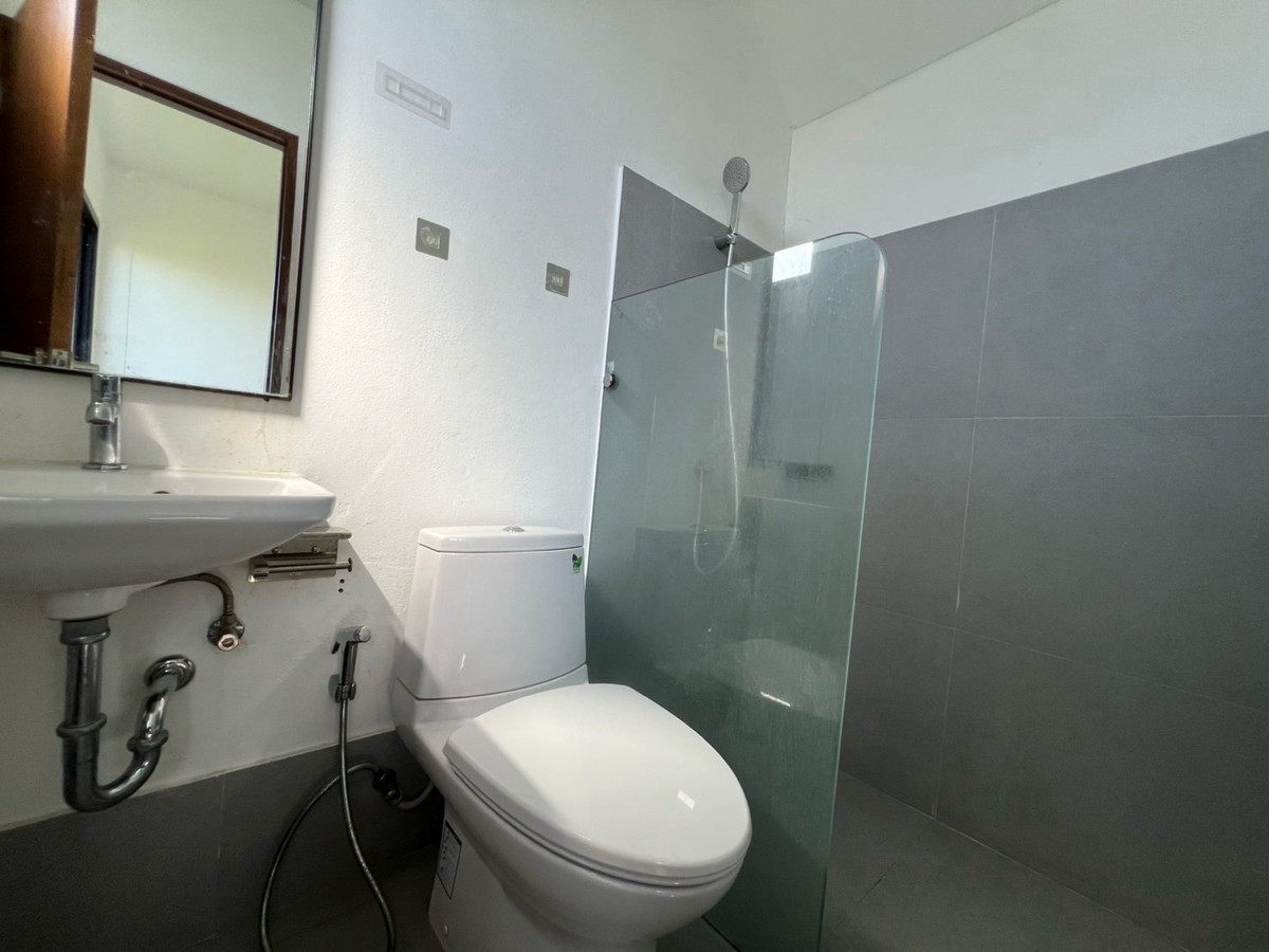 For RentHome OfficeOnnut, Udomsuk : Rental home office, single building, 3.5 floors, Udomsuk - Bang Na, Bangkok | 2 parking spaces | Rental business and register a broken company