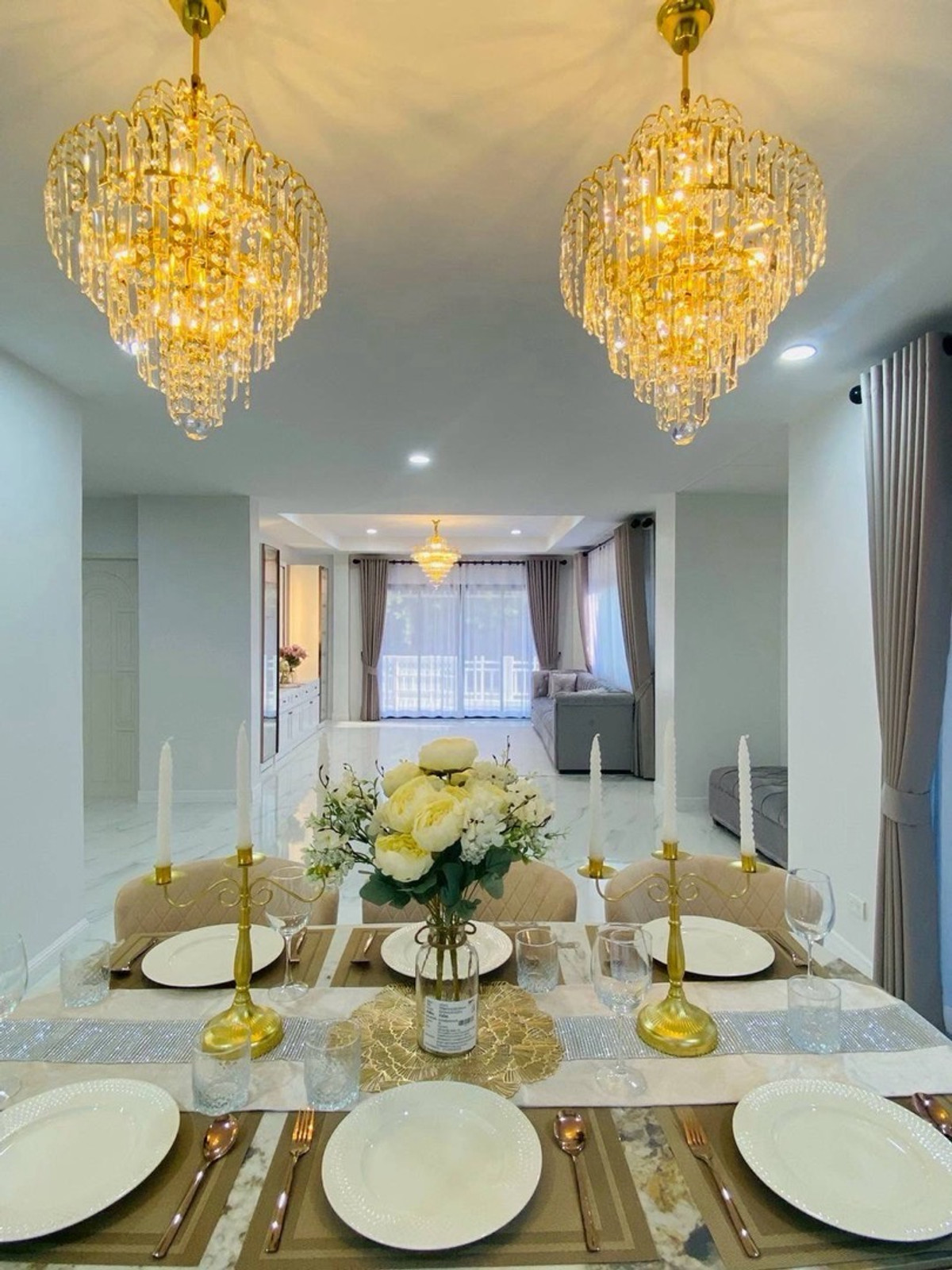 ขายบ้านเสรีไทย-นิด้า : อารีนา การ์เด้นท์ ขาย บ้านสวย ใหม่กริบ โลเกชั่น เสรีไทย-สวนสยาม 