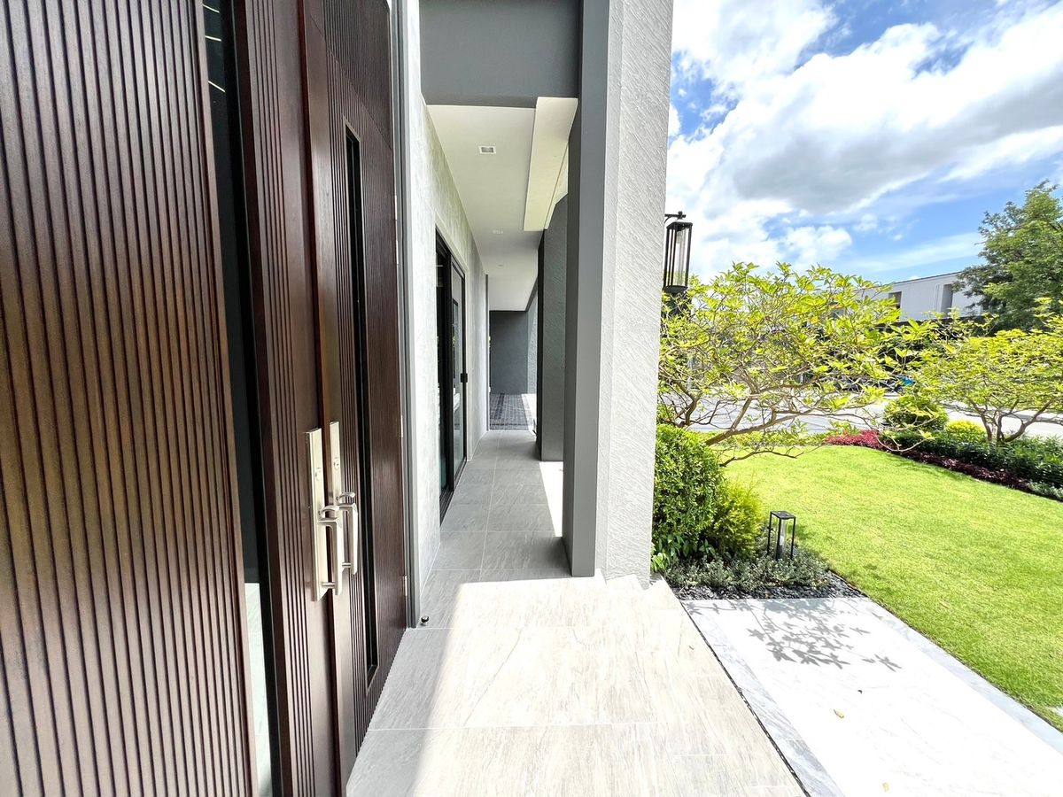 ขายบ้านนวมินทร์ รามอินทรา : 🏛️Bangkok Boulevard Signature รามอินทรา - วัชรพล🔥บ้านเดี่ยว 2 ชั้น ขนาด 516 ตร.ม. 125.1 ตร.ว. | 4 ห้องนอน 5 ห้องน้ำ 4 ที่จอด เริ่ม 29.9 MB ติดต่อนัดชม Tel.0922635410 (เอิร์ธ)