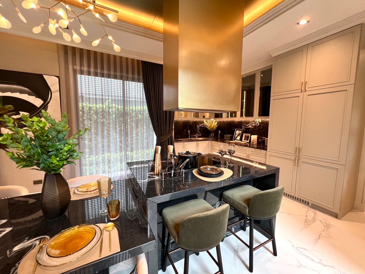 ขายบ้านนวมินทร์ รามอินทรา : 🏛️Bangkok Boulevard Signature รามอินทรา - วัชรพล🔥บ้านเดี่ยว 2 ชั้น ขนาด 516 ตร.ม. 125.1 ตร.ว. | 4 ห้องนอน 5 ห้องน้ำ 4 ที่จอด เริ่ม 29.9 MB ติดต่อนัดชม Tel.0922635410 (เอิร์ธ)