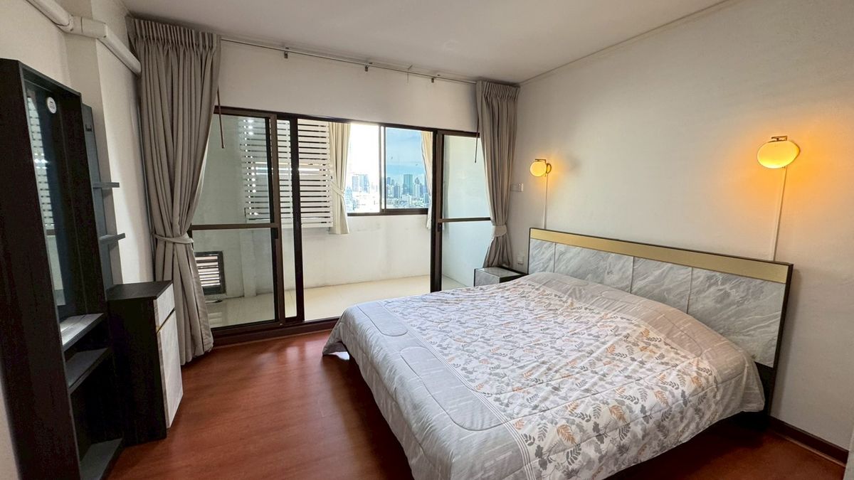 CondoRatchadapisek, Huaikwang, Suttisan : [PB1033] 🚩 Sell Srivara Mansion (Srivara Mansion) #Condo near MRT Cultural Center of Thailand