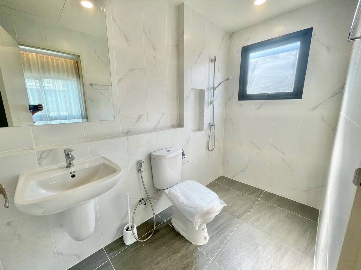 For RentHouseBangna, Bearing, Lasalle : P-2772 Urgent rent! Centro Bangna, beautiful house, ready to live in a good location near Mega Bangna