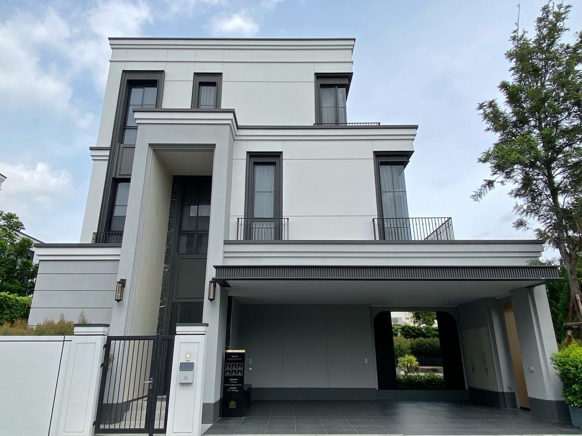 ขายบ้านพัฒนาการ ศรีนครินทร์ : พร้อมอยู่หลังสุดท้าย! Malton Gates กรุงเทพกรีฑา บ้านหรู3ชั้นพร้อมลิฟต์