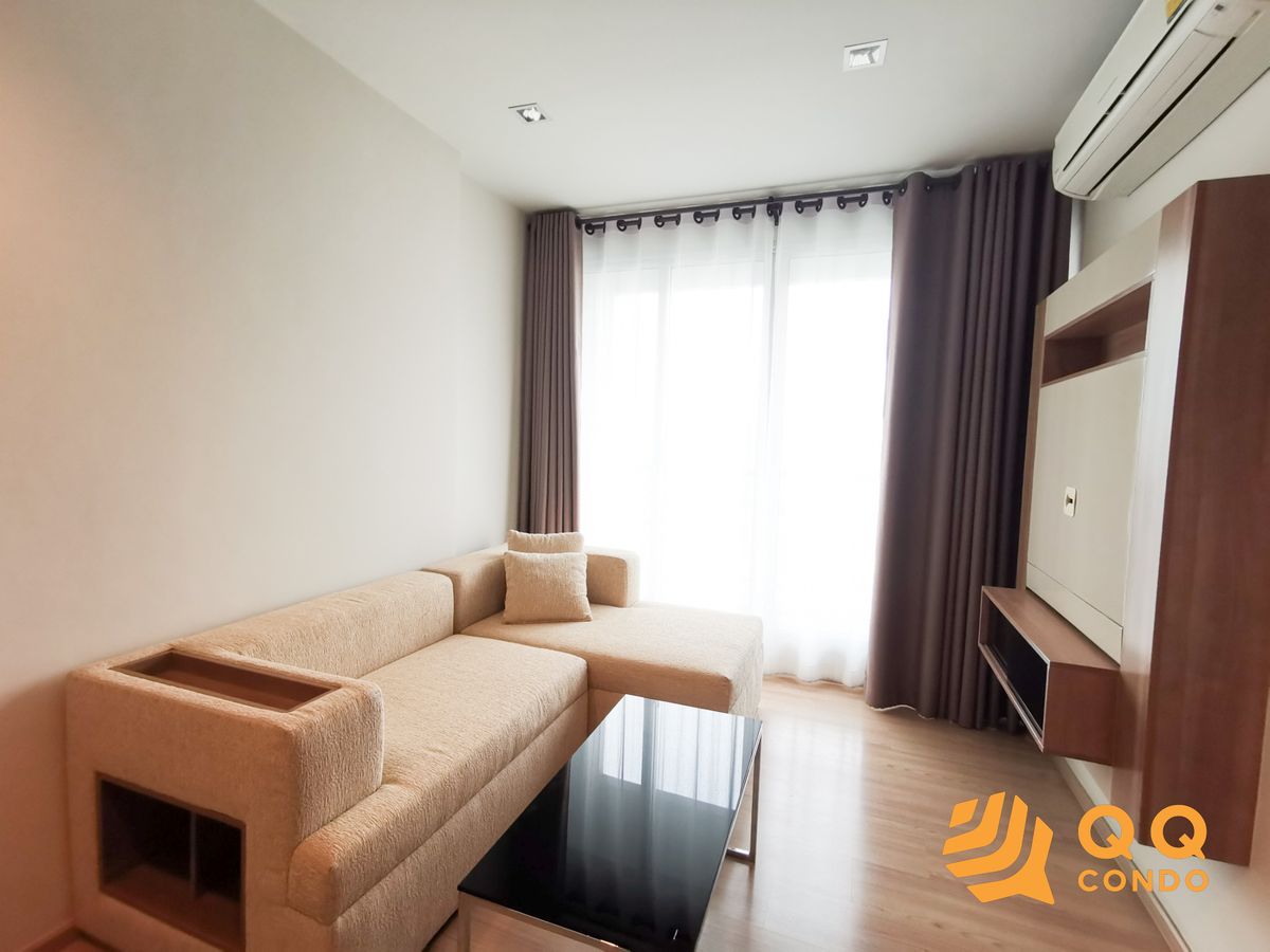 ให้เช่าคอนโดสาทร นราธิวาส : ** ให้เช่า  Rhythm Sathorn BTS สะพานตากสิน - ขนาด 45 ตร.ม. 1ห้องนอน มีอ่างอาบน้ำ **