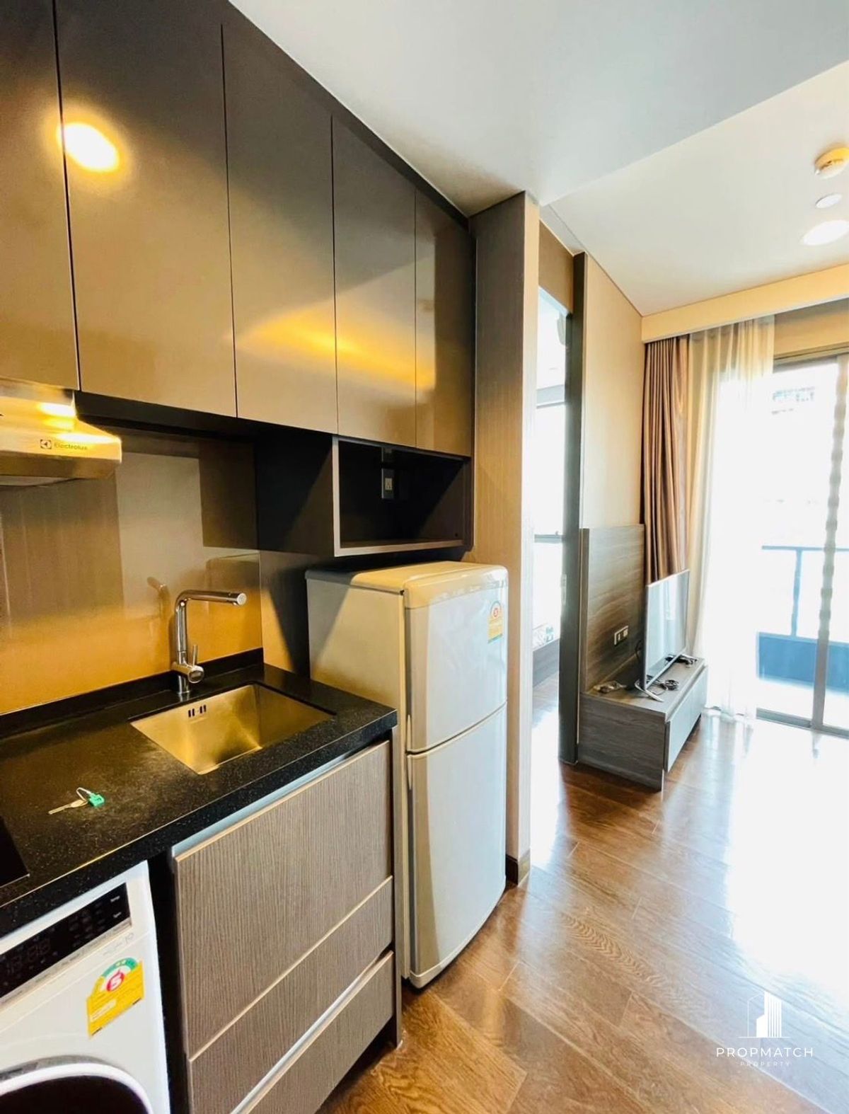 For RentCondoSukhumvit, Asoke, Thonglor : ✨Flash Deal ✨The Lumpini 24 (1Bed 1Bath 30SQM.) Completely ready !! Only 22,000 baht per month Tel.0981315848 @PropMatch