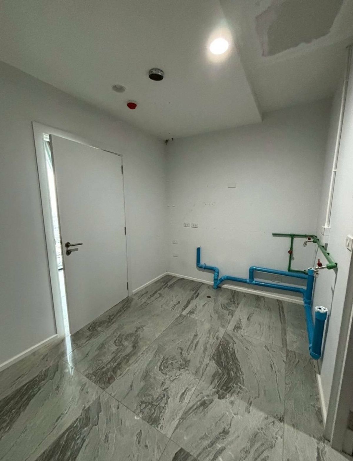 For SaleCondoRama3 (Riverside),Satupadit : Sell luxury Penthouse Canapaya Residences, Floor 42-43, area 73.87 square meters, 1 bedroom, 2 bathrooms, price 18.5 MB..*