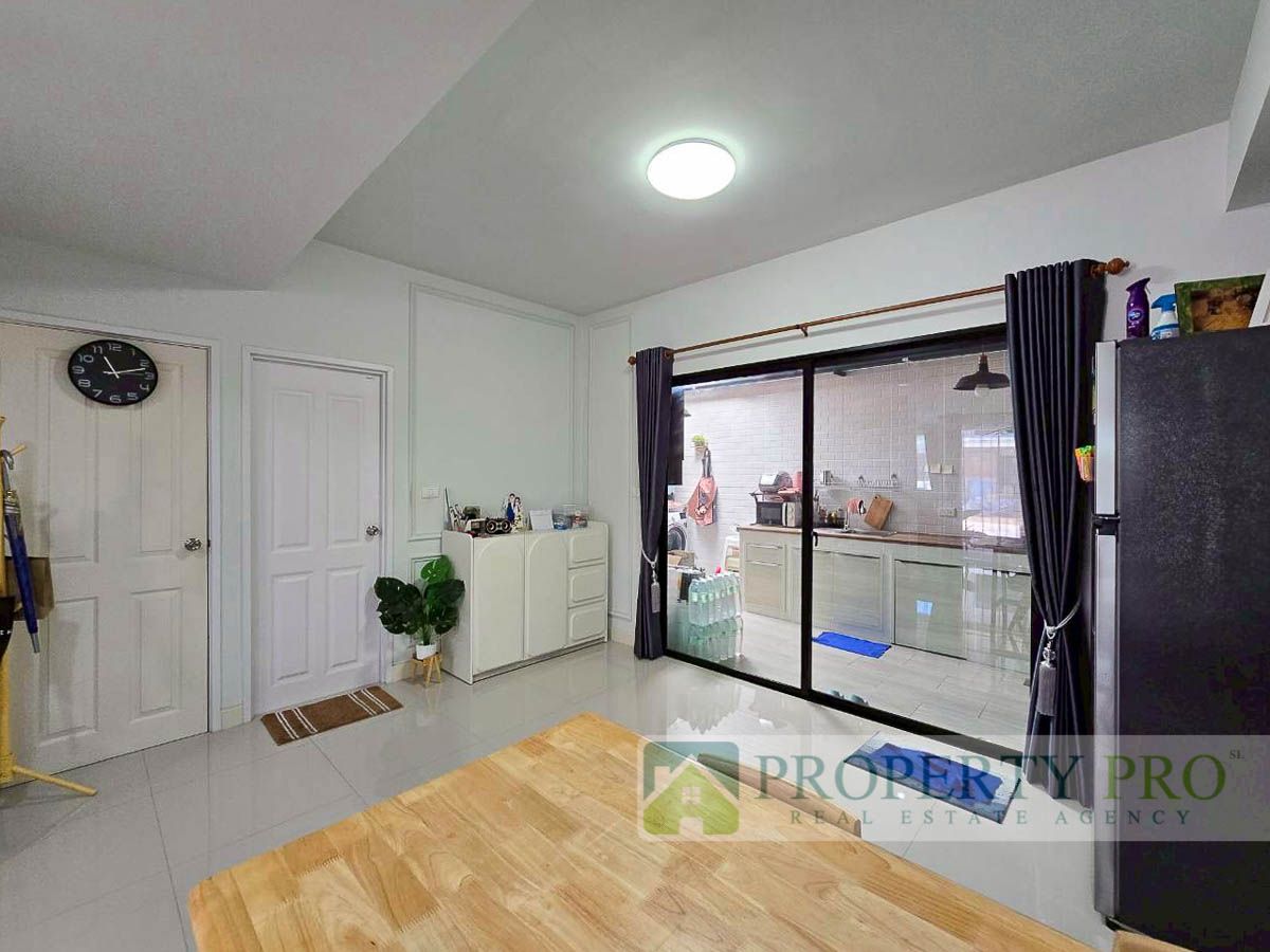 For SaleTownhomeSamut Prakan,Samrong : TownHome for Sale The Colors Bangna Wongwaen 3, 3 bedroom 21 sqw 116 sqm Near Kingkaew, Thepharak, Suvarnabhumi, Mega Bangna : SL25S-016