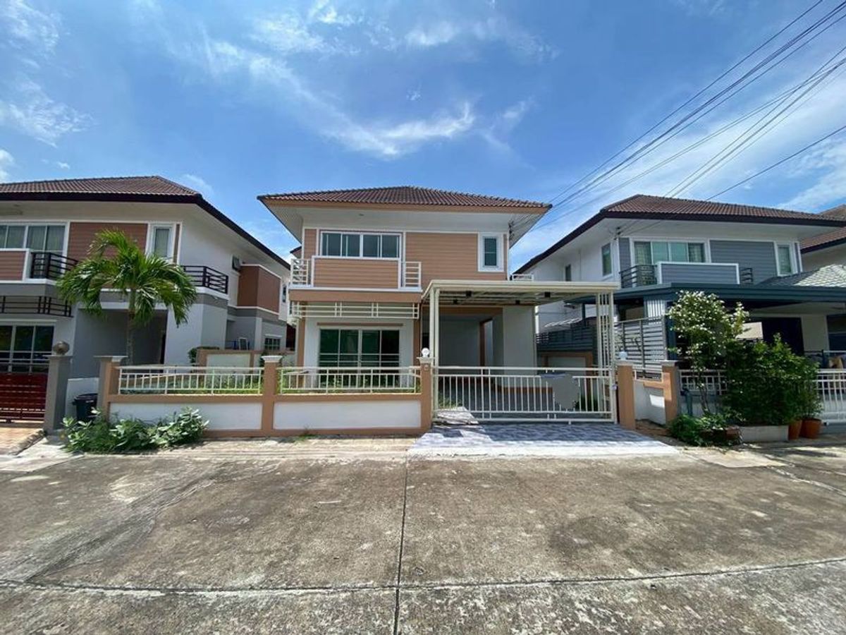 ขายบ้านศรีราชา แหลมฉบัง บ้านบึง : ขายบ้านเดี่ยวศรีราชา โครงการธารดารา รีโนเวทใหม่ ทำเลดี ใกล้แหล่งชุมชน 