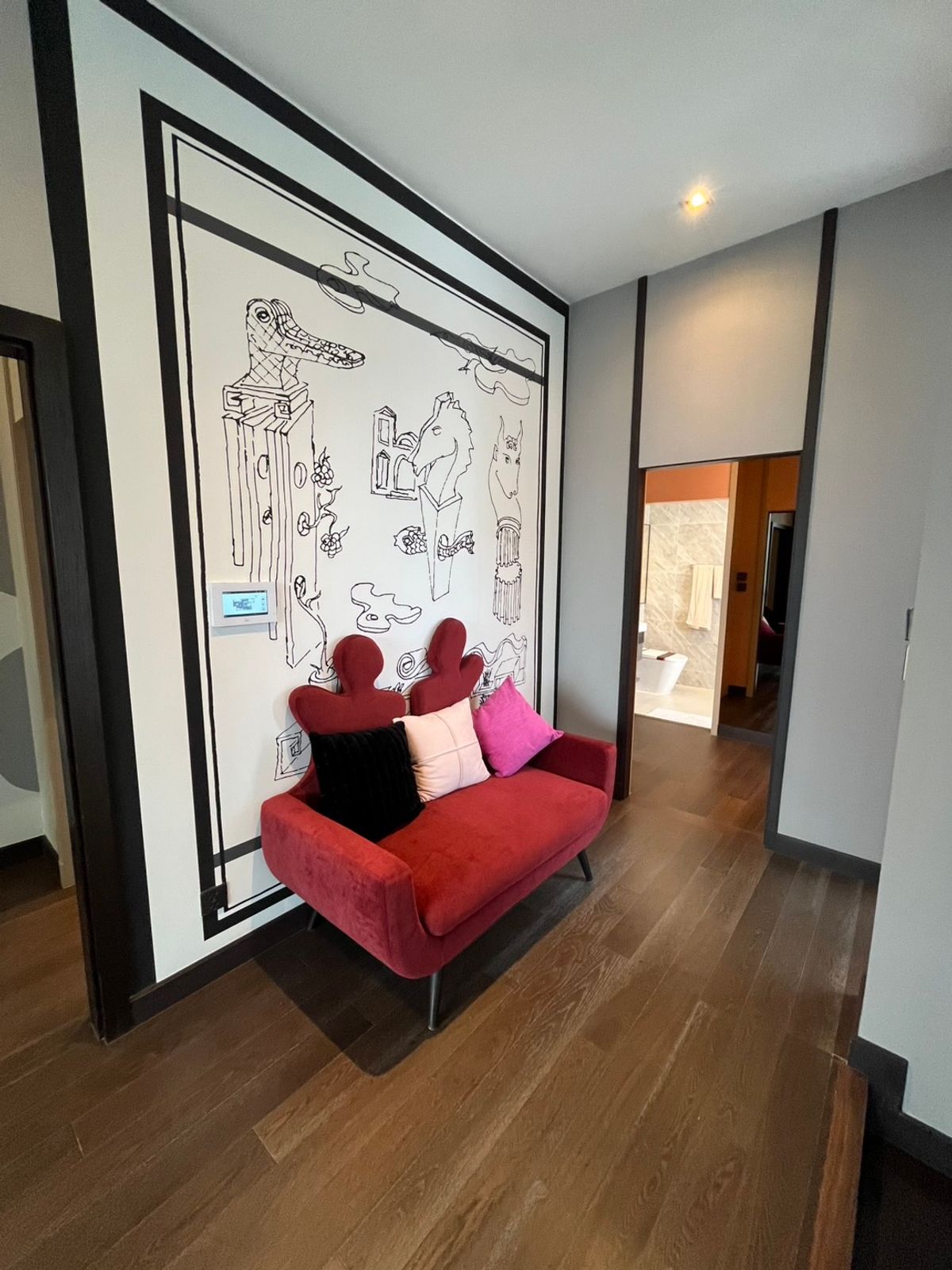 For SaleHouseLadkrabang, Suwannaphum Airport : 🏡 3 -story house for sale Type Loch Project Grand Bangkok Boulevard Yard Bangna - Super Luxury luxury house only 31 units.