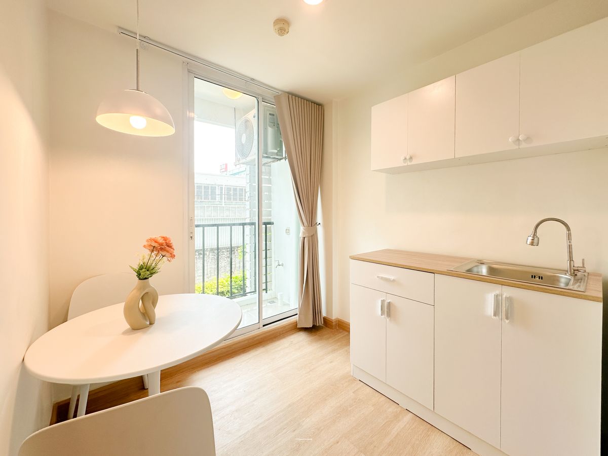 ขายคอนโดพระราม 2 บางขุนเทียน : ขายห้องสวย!! คอนโด แกรนด์ ทิวลิป แอด อ้อมน้อย (Tulip Square @ Aomnoi) ตกแต่งพร้อมลากกระเป๋าเข้าอยู่ได้เลย